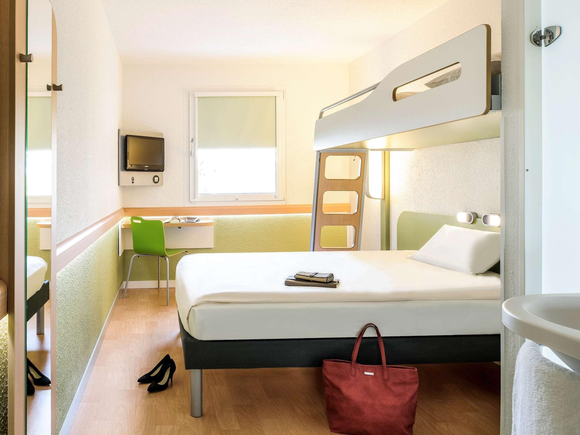 Ibis Budget Бержерак Экстерьер фото
